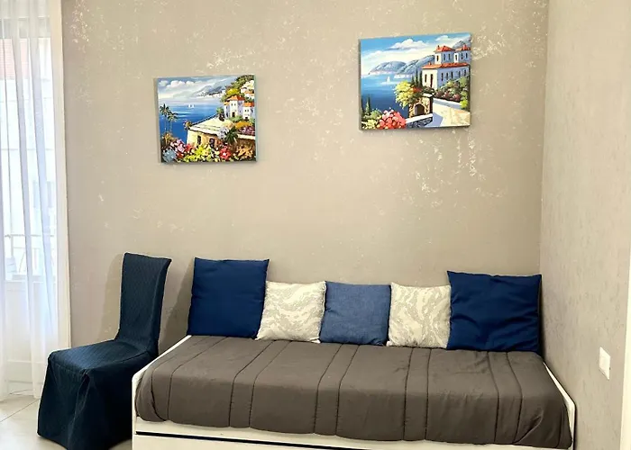 Oda ve Kahvaltı Tuttoincentro Salerno