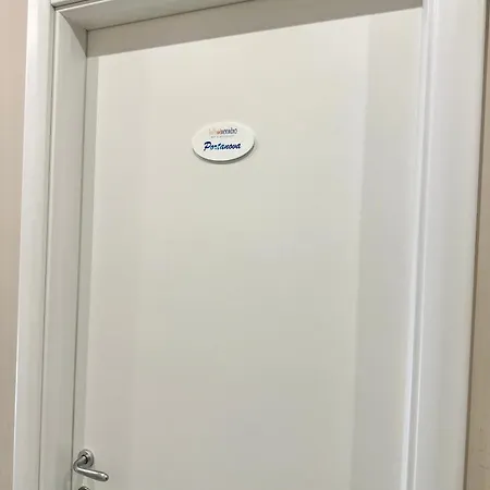 Nocleg ze śniadaniem Tuttoincentro 4*