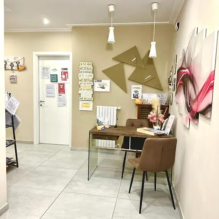 Nocleg ze śniadaniem Tuttoincentro 4*