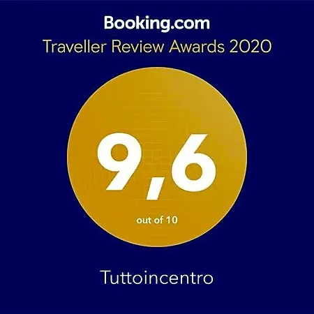 Tuttoincentro Bed & Breakfast 4*