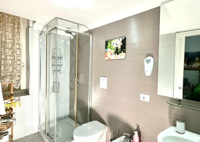 Tuttoincentro Bed and Breakfast Σαλέρνο