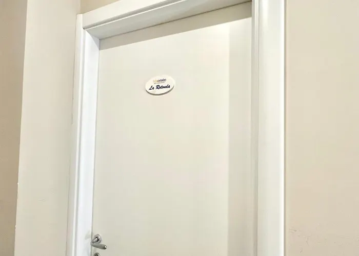 Tuttoincentro 4* Σαλέρνο